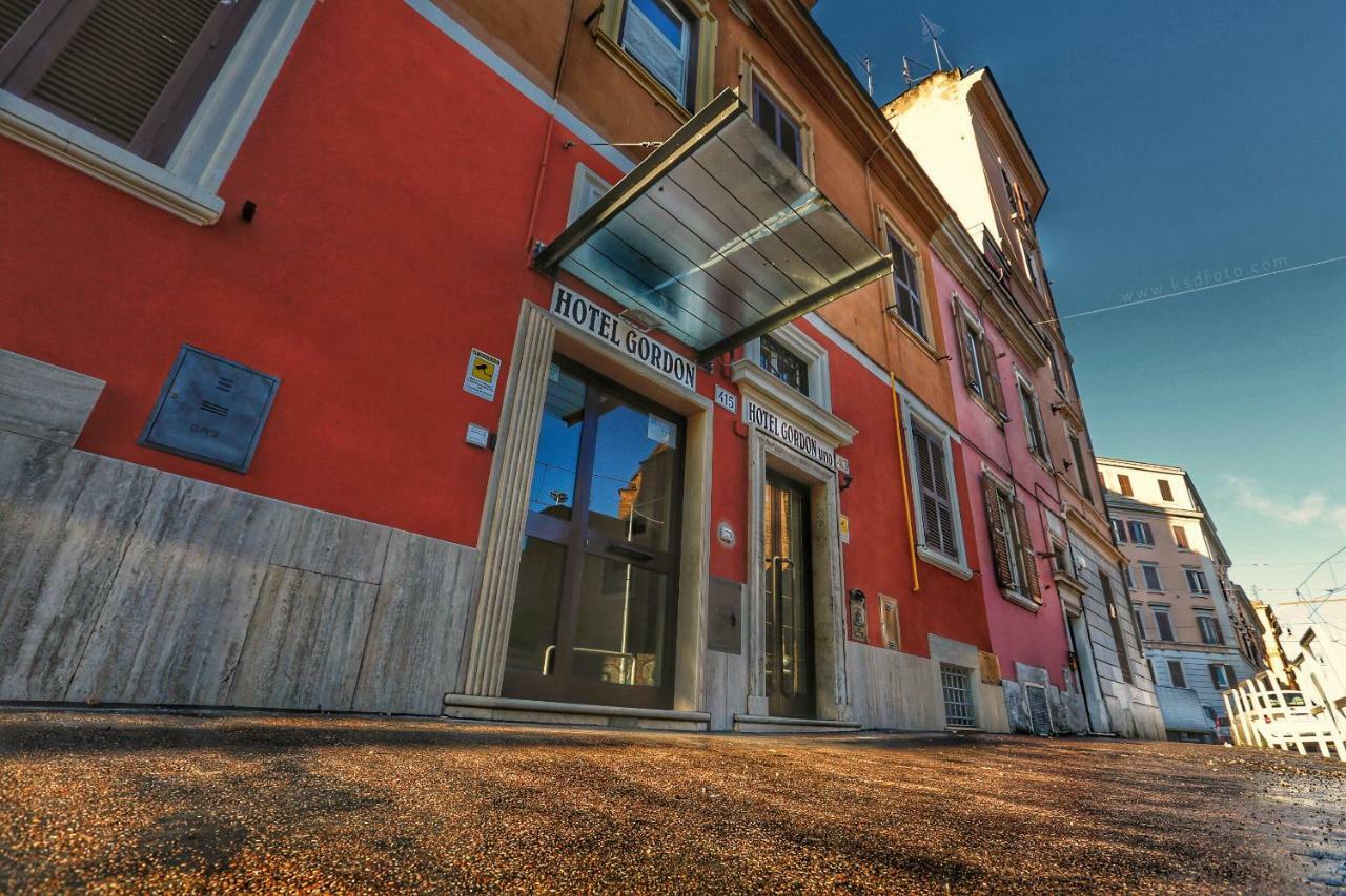Gordon'S Apartment Rom Exterior foto